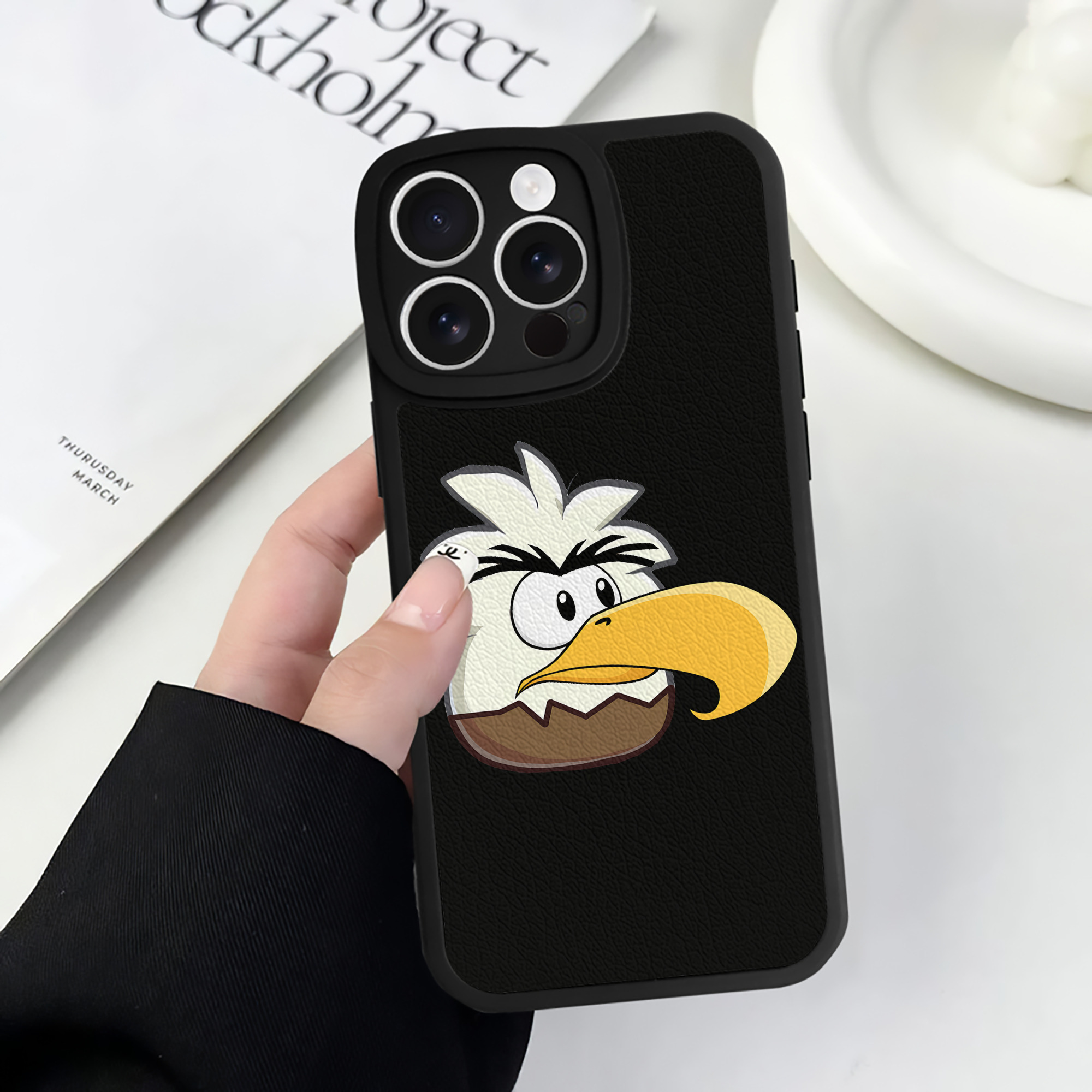 （画像用） Angry Birds アングリーバード 【iPhone 16シリーズ対応】シリコンスマホケース（レザー調） 材質：シリコン